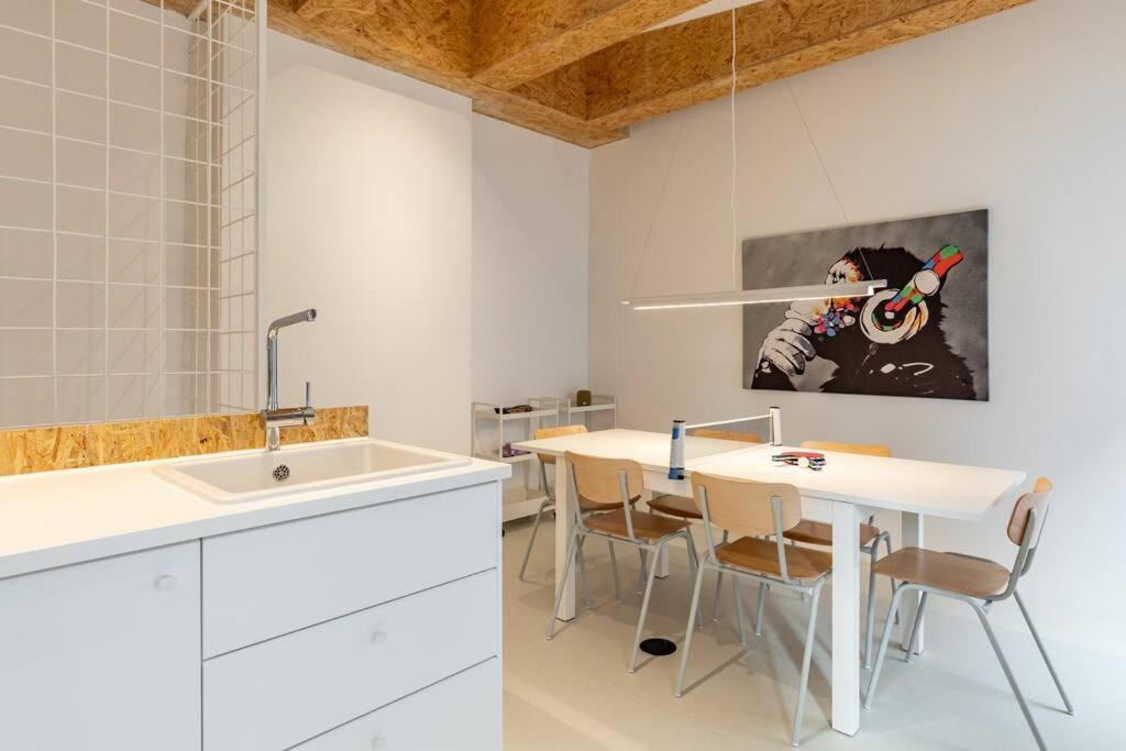 Coolest In Berlin, Easy Check-in, Close To Center, Youngster Maisonette #7 Apartment Berlin