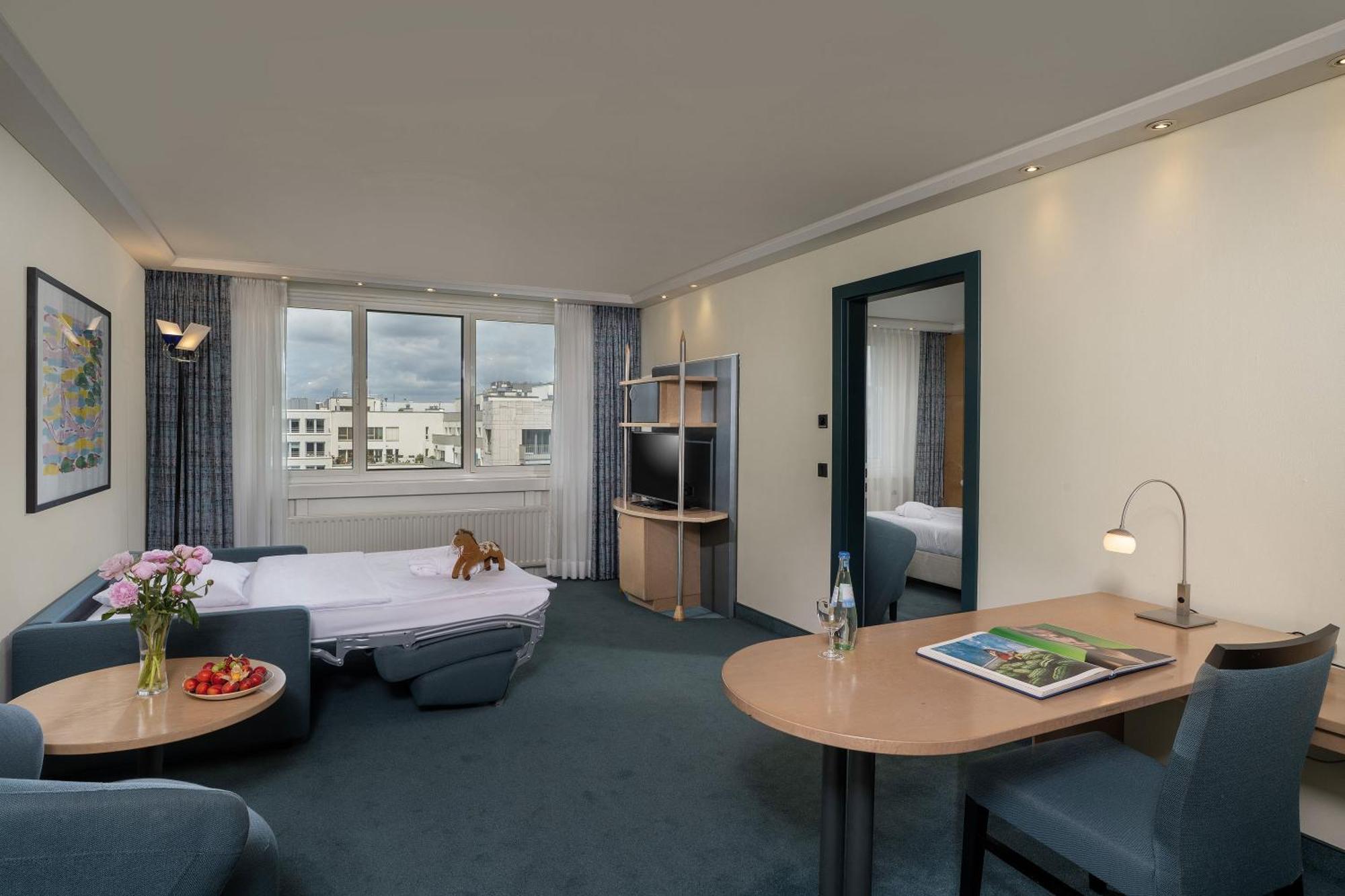 Maritim Proarte 4*