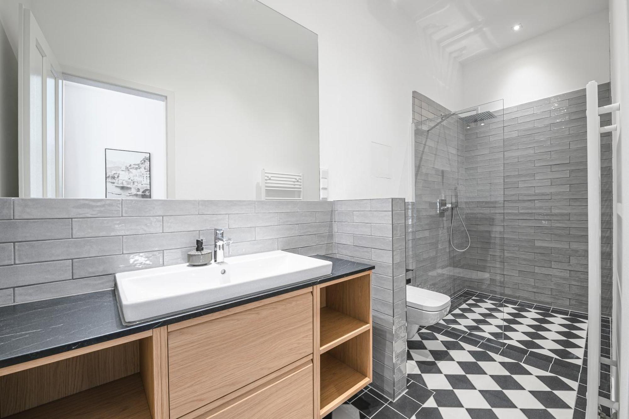 Apartment The Bornholmer - Lovely 2br In Pberg Up To 5 Ppl Berlin