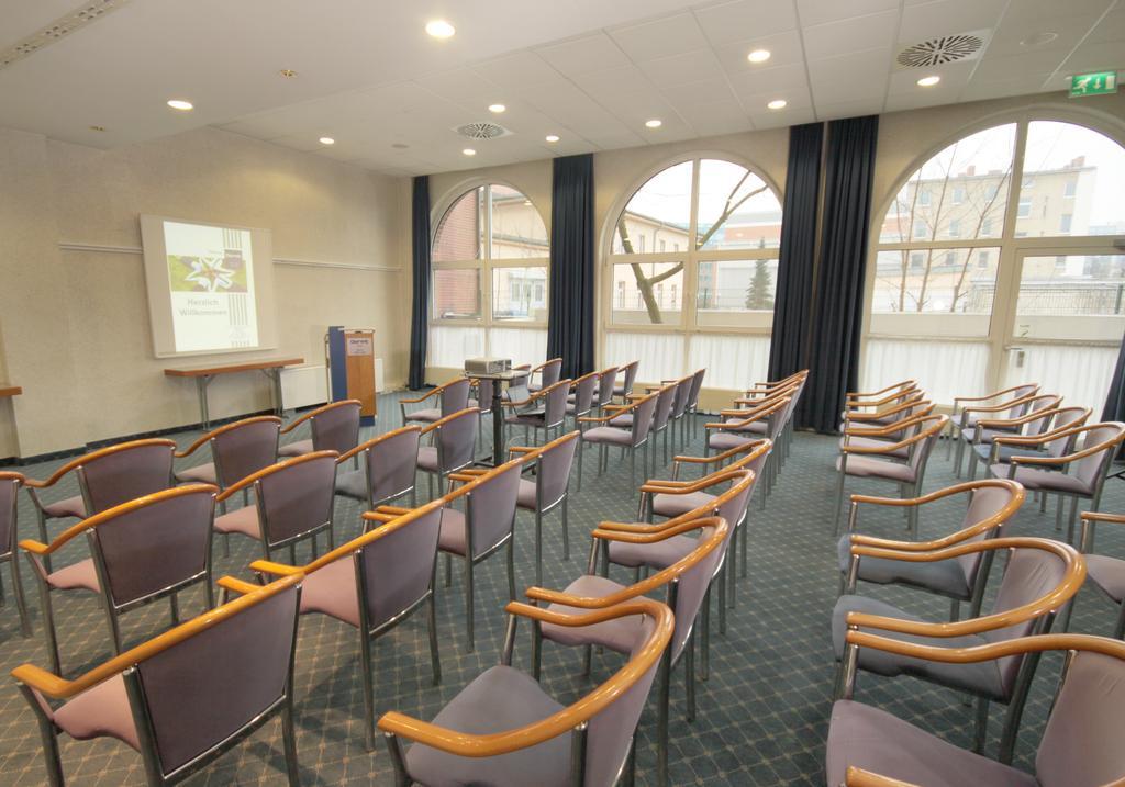 Dorint Airport-hotel Berlin-tegel 3* Berlin