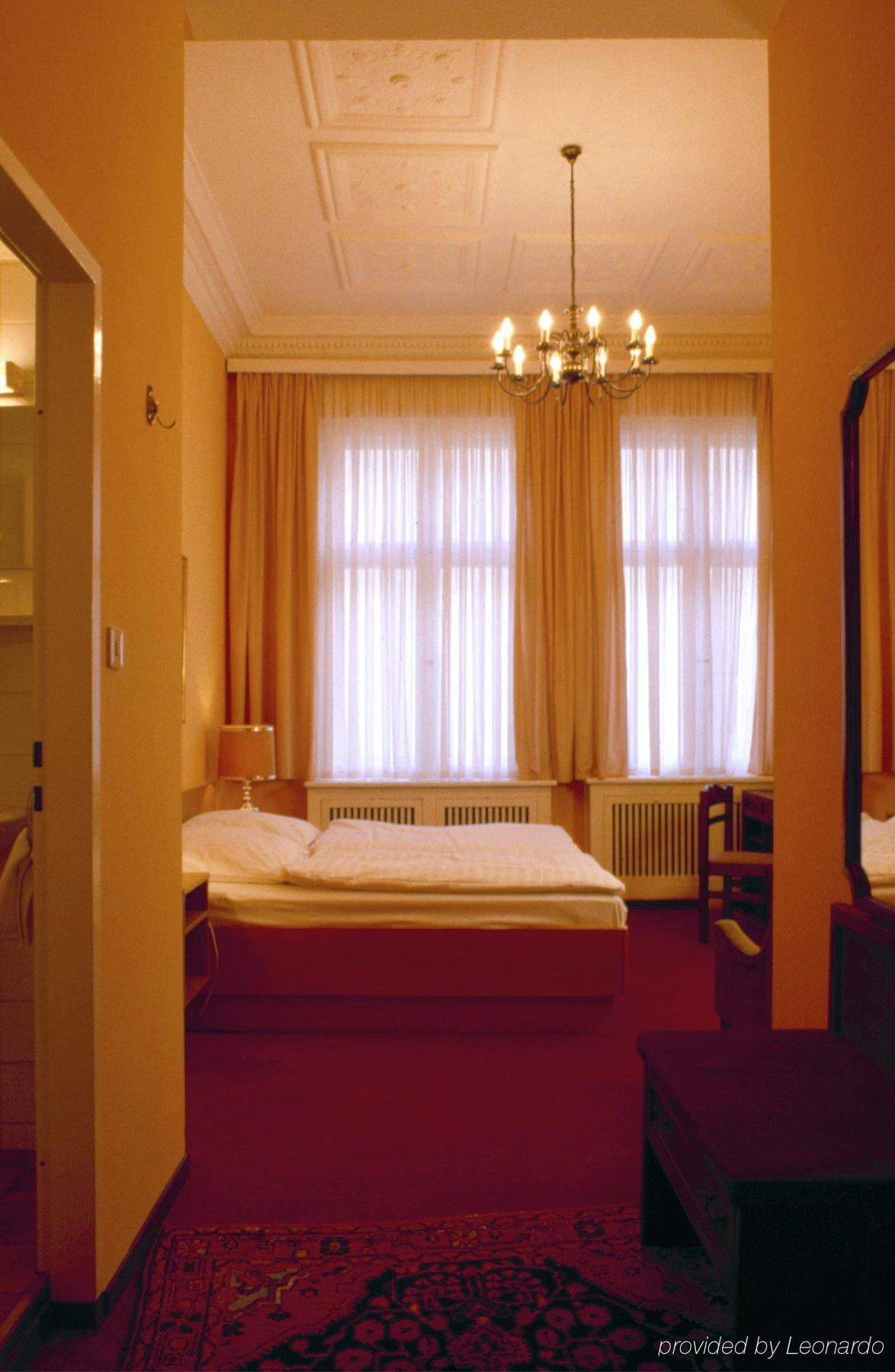 Stadt-gut-hotel Bogota 2*