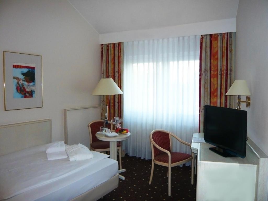 Hotel Rheinsberg Am See 4*