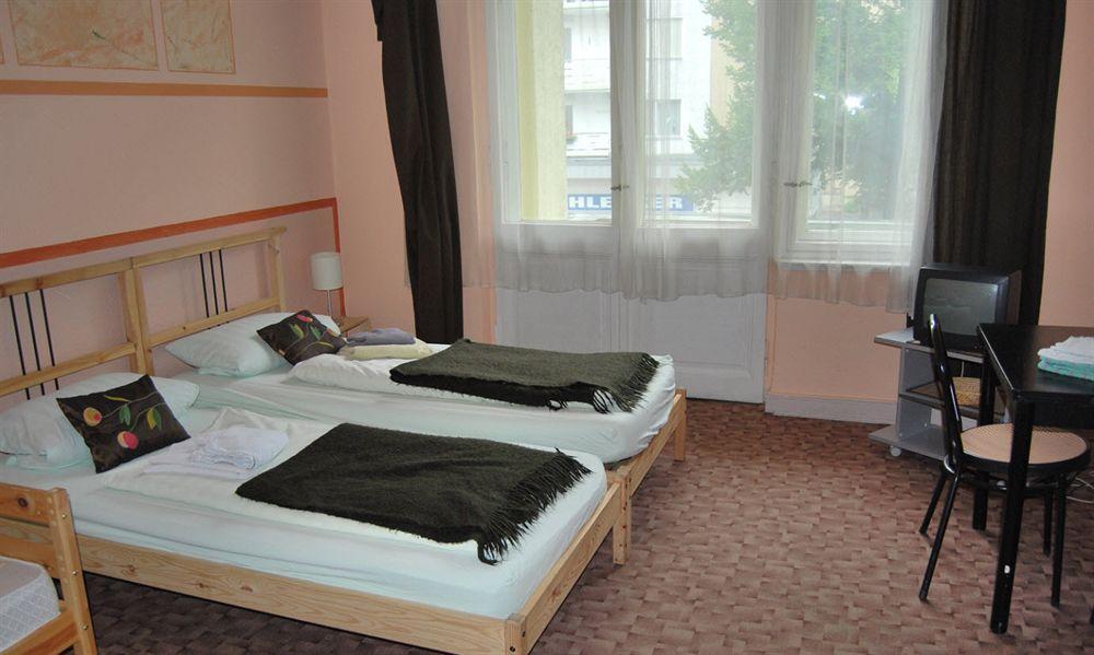 Guest house Blue - Minimalist Boutique