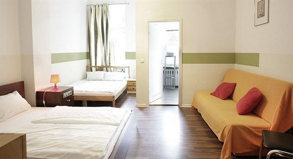 Overnight Hotel 3*