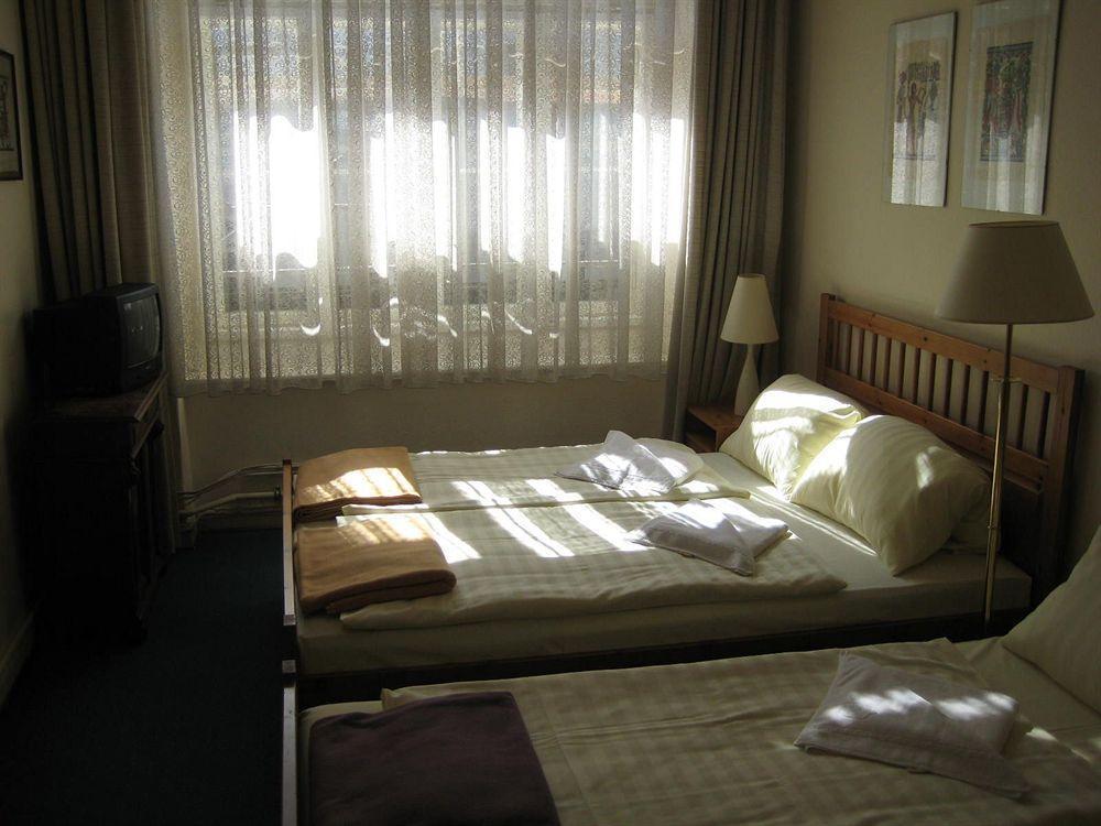 Waizenegger Am Kurfuerstendamm Guest house Berlin