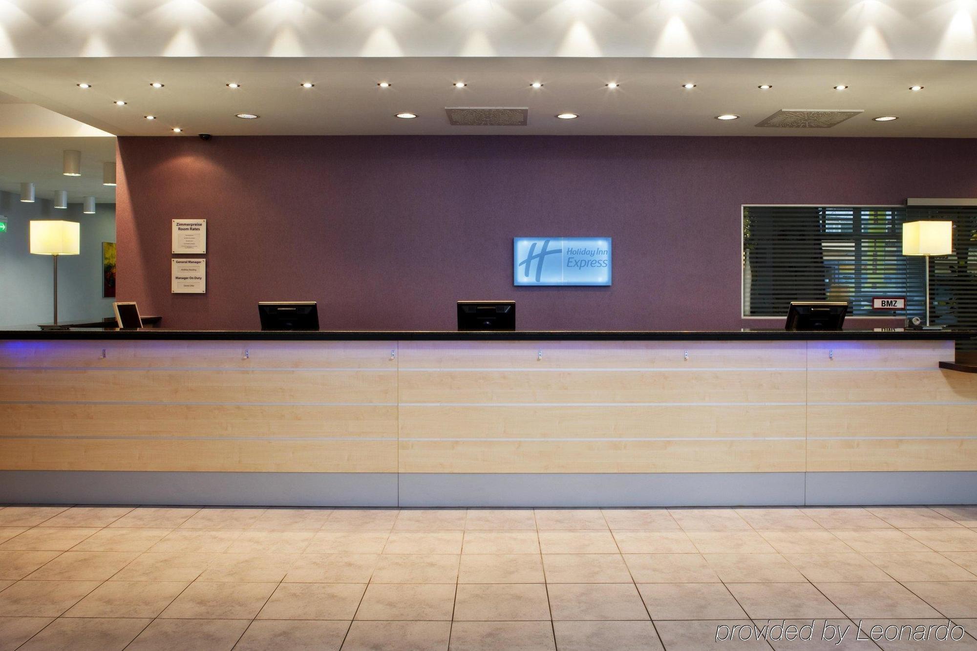 Holiday Express City Centre By Ihg Hotel Berlin