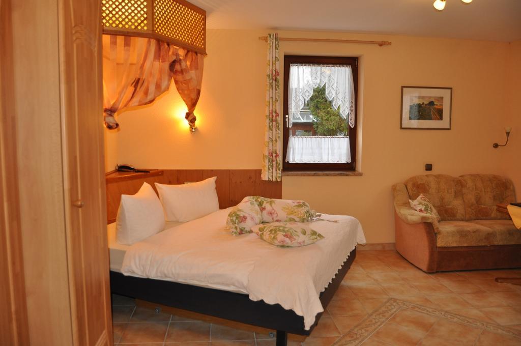 Blumenbach 2* Berlin