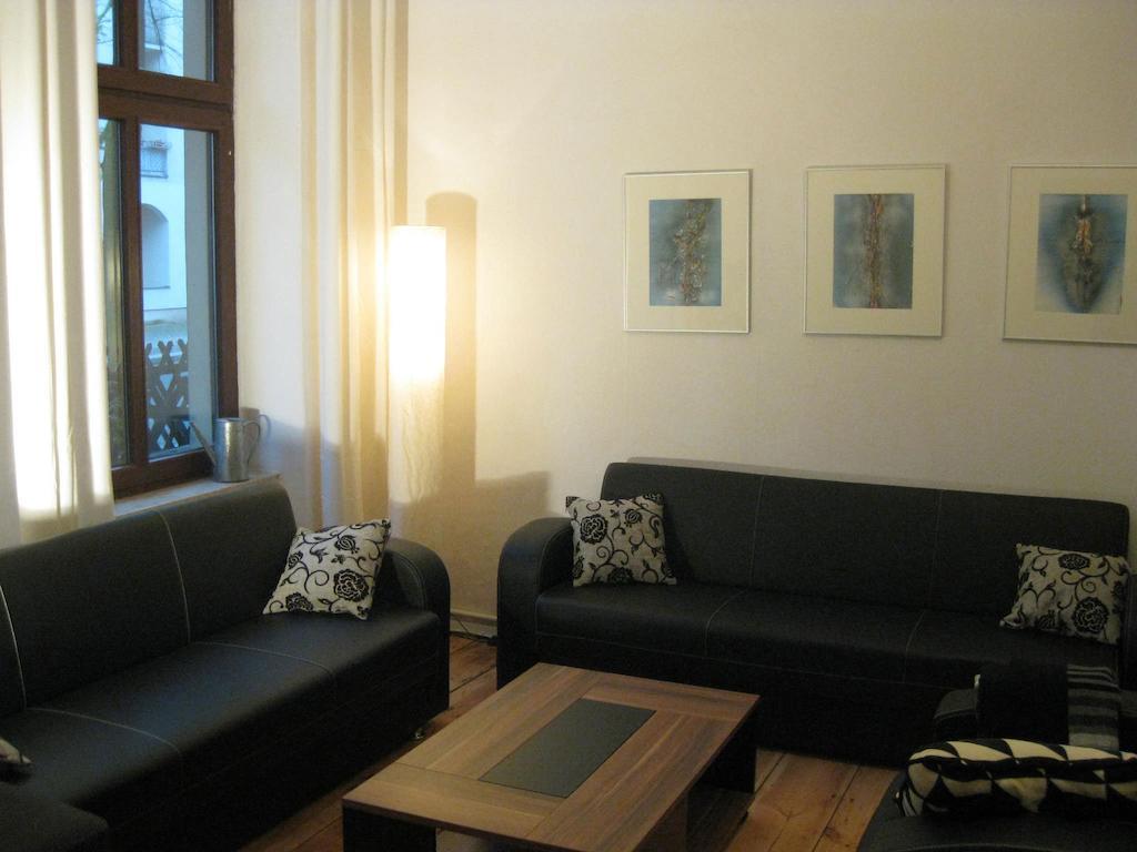 Apartamento Ruhige Ferienwohnung - Mitte