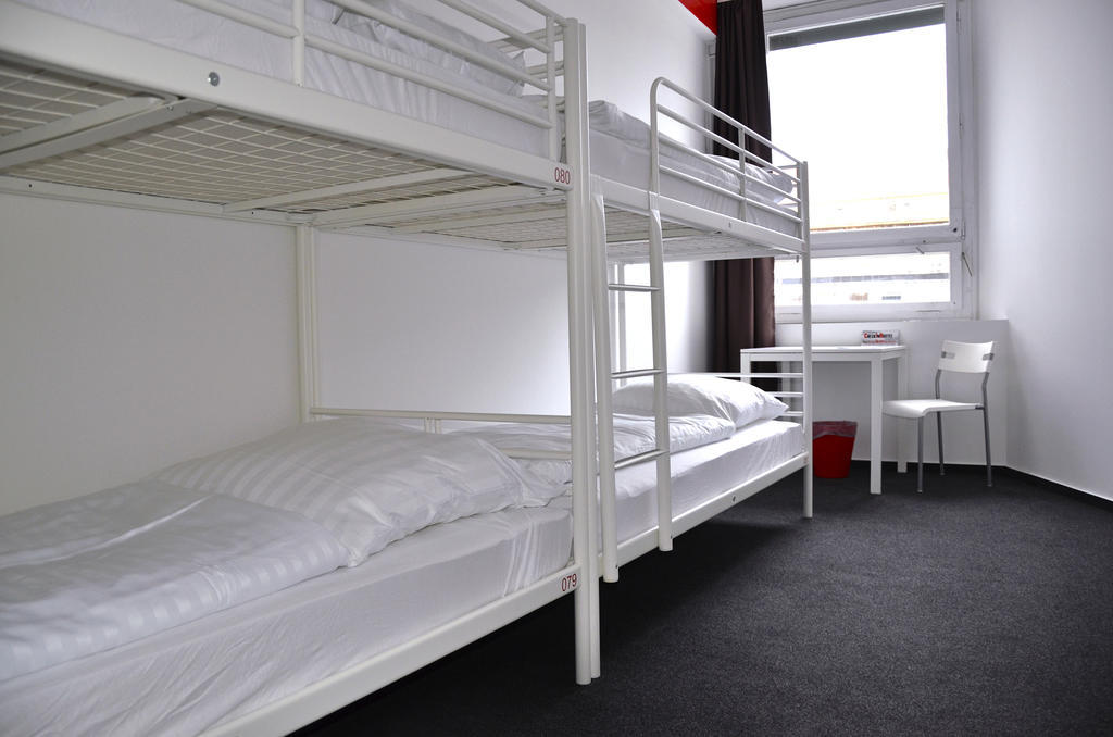Hostel Check In Berlin
