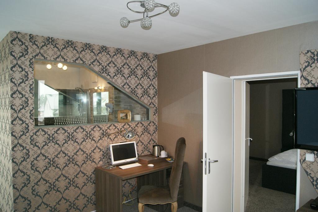 Hotel In 3*