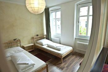 Albergue Eastseven *