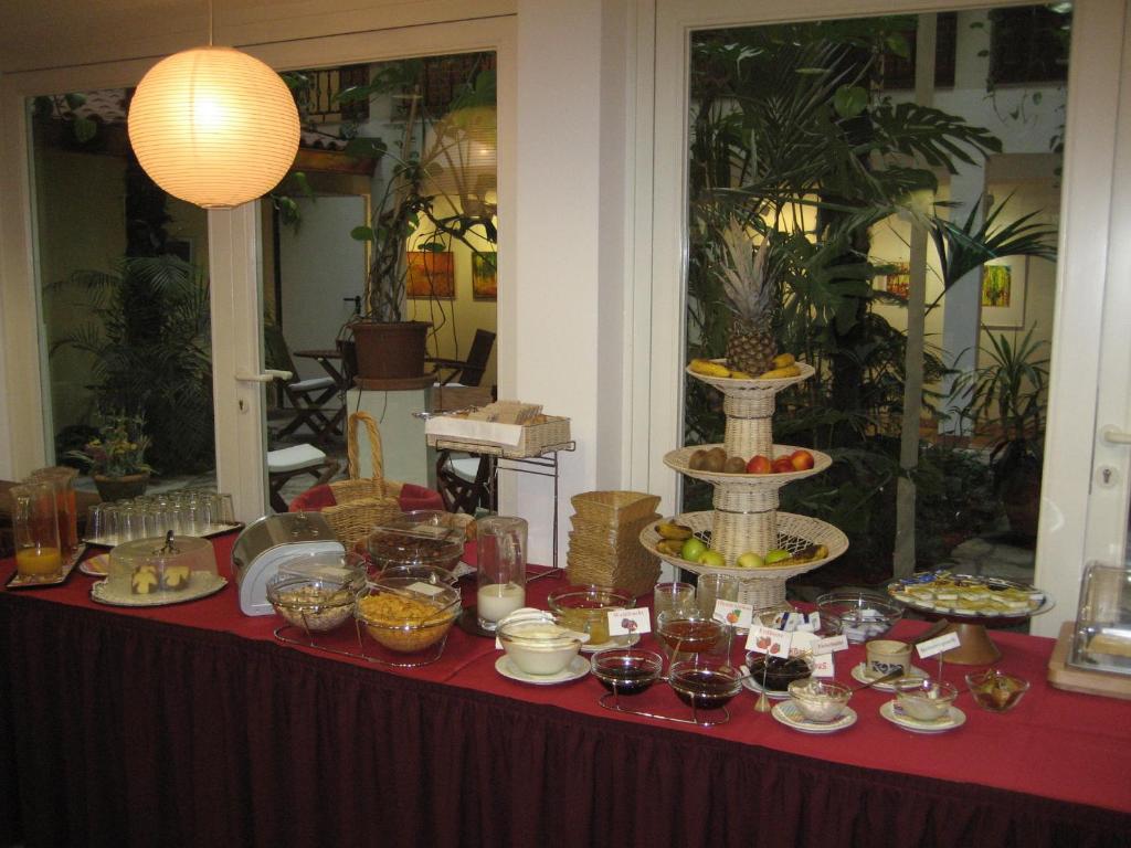 Solitaire Hotel