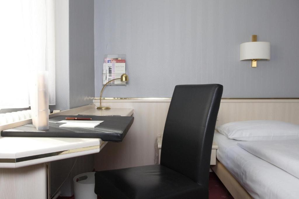 Plaza Am Kurfuerstendamm Hotel 3*