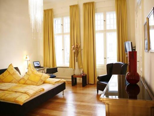 Stars Guest house 3*