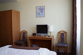 Columbia Hotel 3*