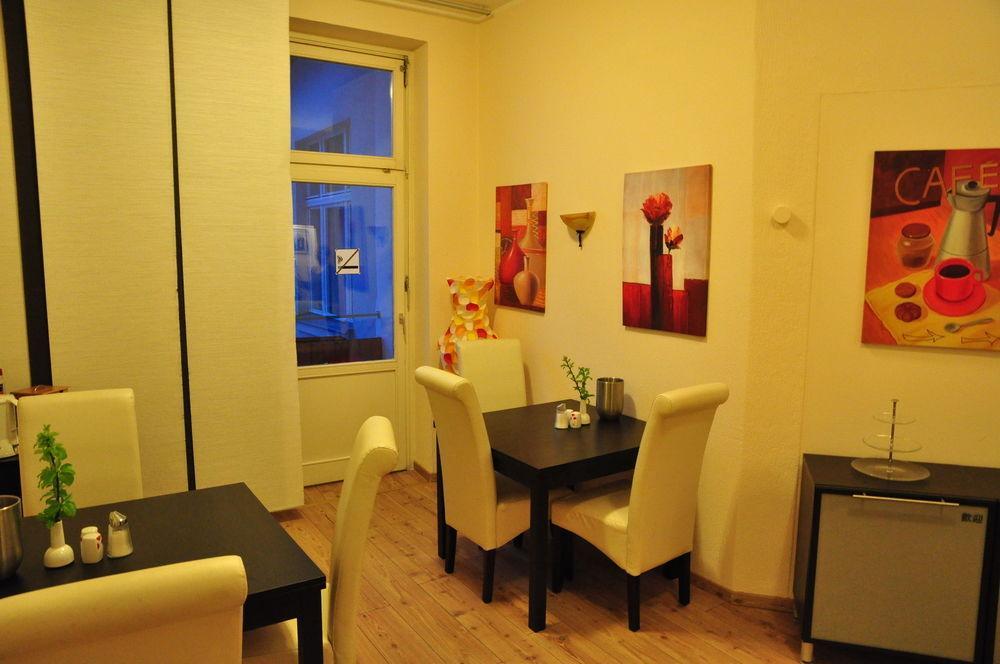 Hotel-pension Charlottenburg Guest house