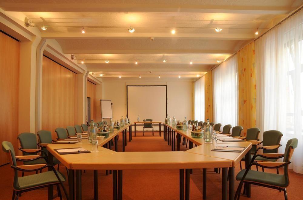 Upstalsboom Friedrichshain Hotel 4*