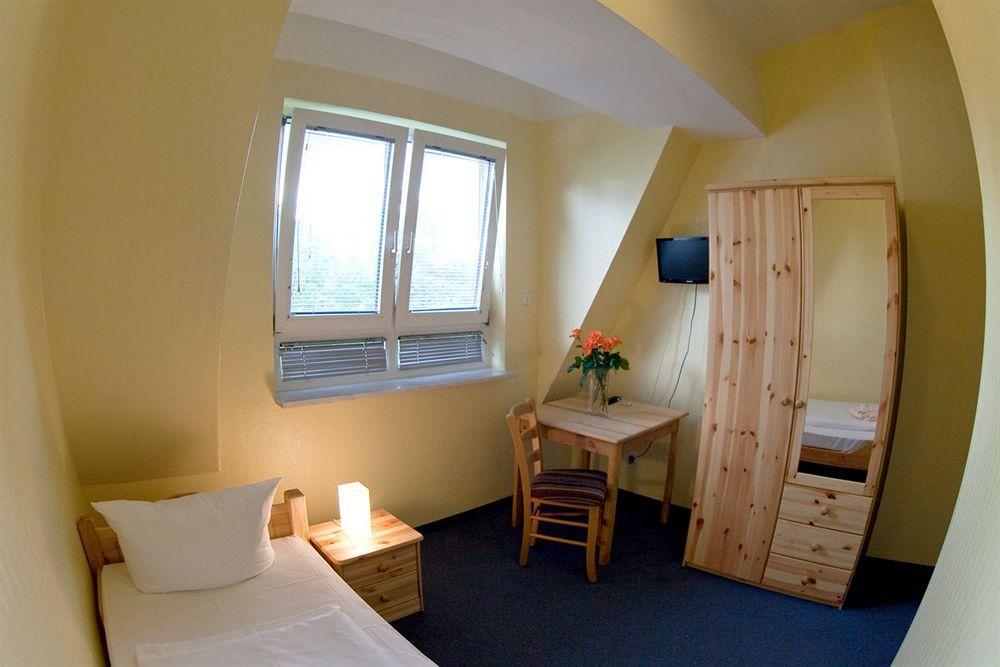 Atlantic Hotel 3*