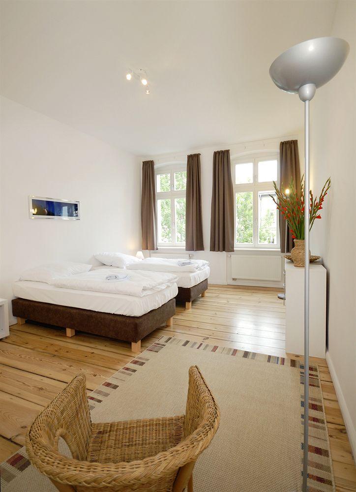 Old Town Metzer Strasse Apartment Berlin