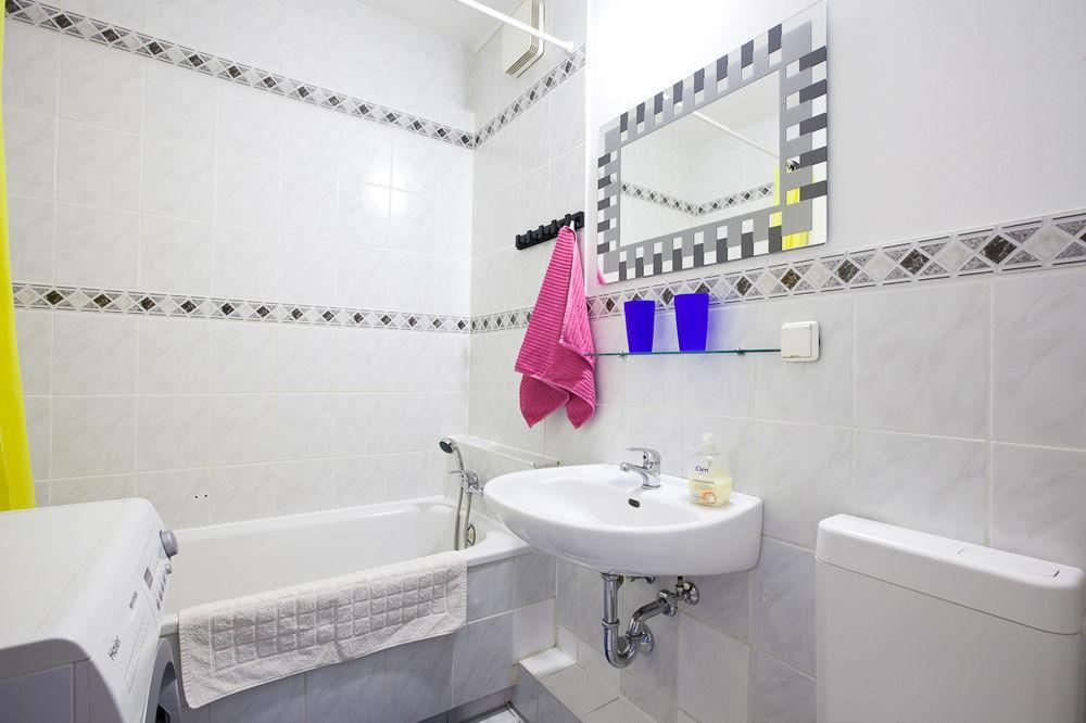 Park & Alex 4 2 Bathrooms 2 Kitchen *