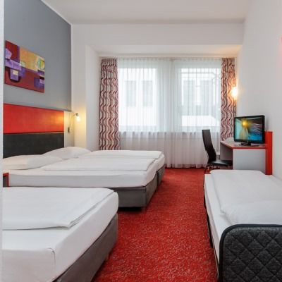 Greet Alexanderplatz Hotel