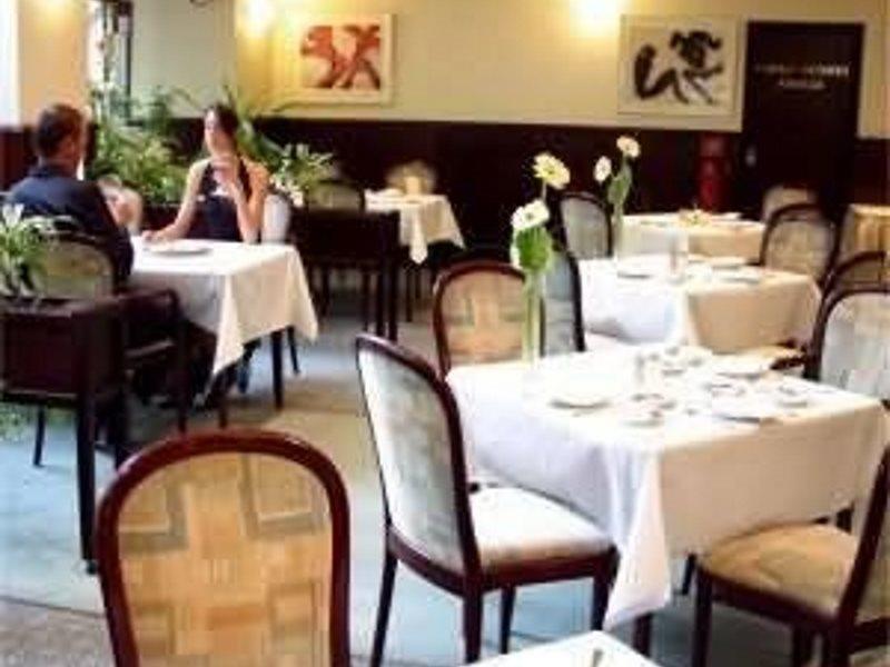 Hotel Kurfuerstendamm Am Adenauerplatz
