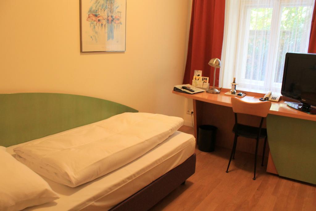 Hansablick Hotel 3*