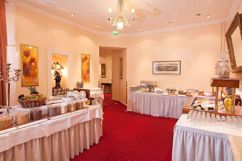 Henri Kurfuerstendamm Hotel 4*