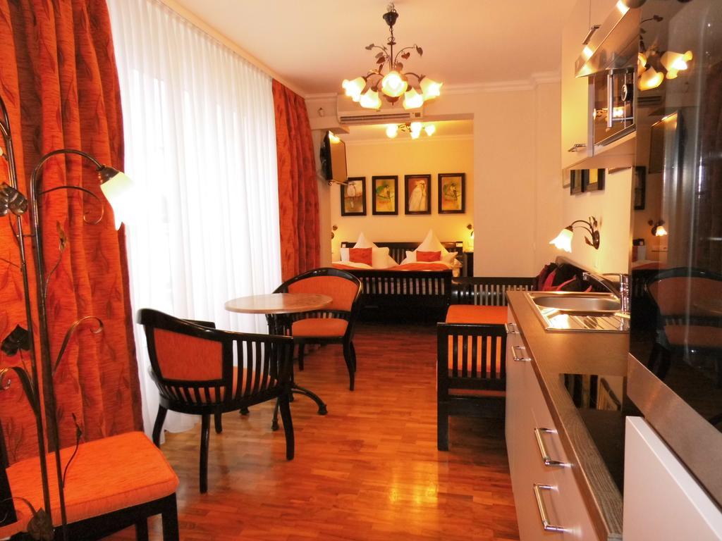 Aparthotel Aparthotel Guzulka & Restaurant 3*