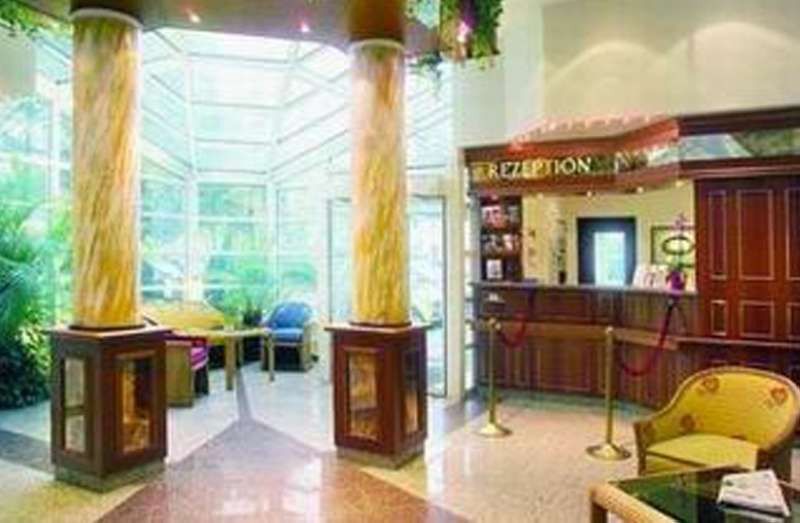 Hotel Senscity Spandau 3*