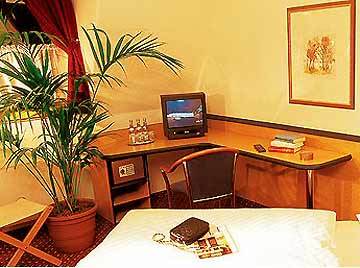 Dorint Airport-hotel Berlin-tegel 3* Berlin