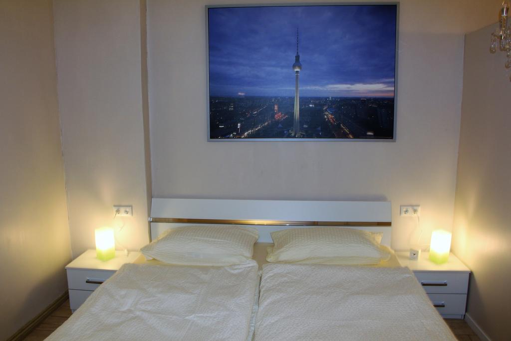 Stars Essener Straße Apartment Berlin
