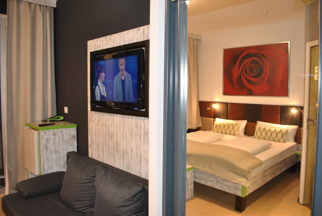 Landmark Am Kracauerplatz Hotel 2*