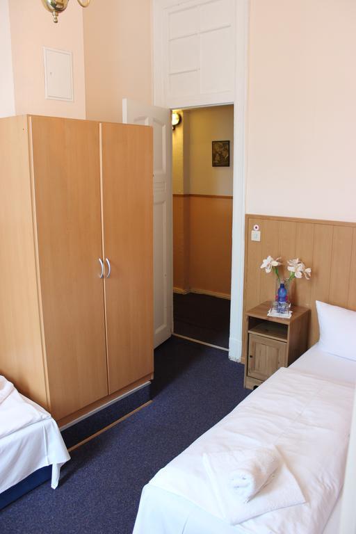 Hotel Hotel-pension Rheingold Am Kurfuerstendamm