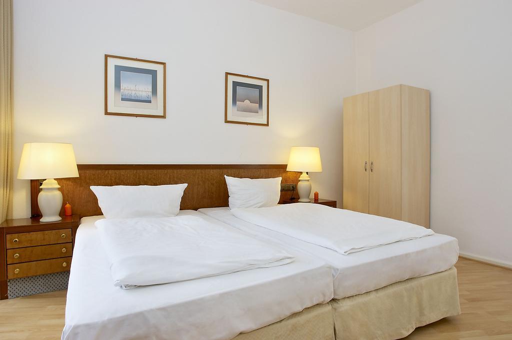 Rs Am Kurfurstendamm Apartment