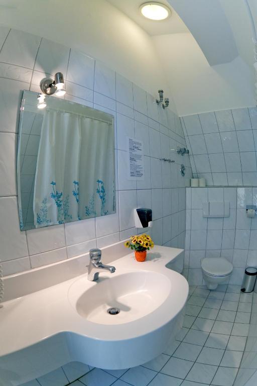 Atlantic Hotel 3*