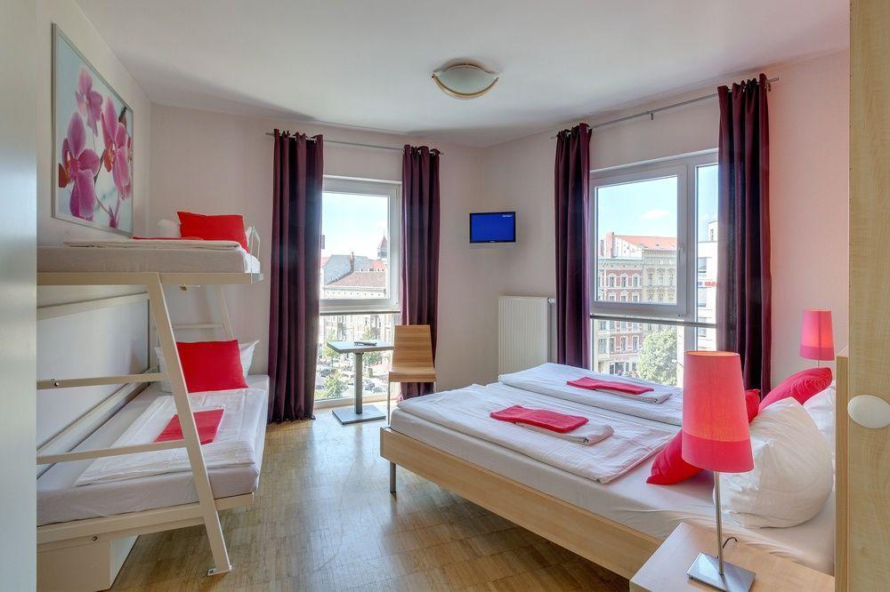 Meininger Alexanderplatz Hotel