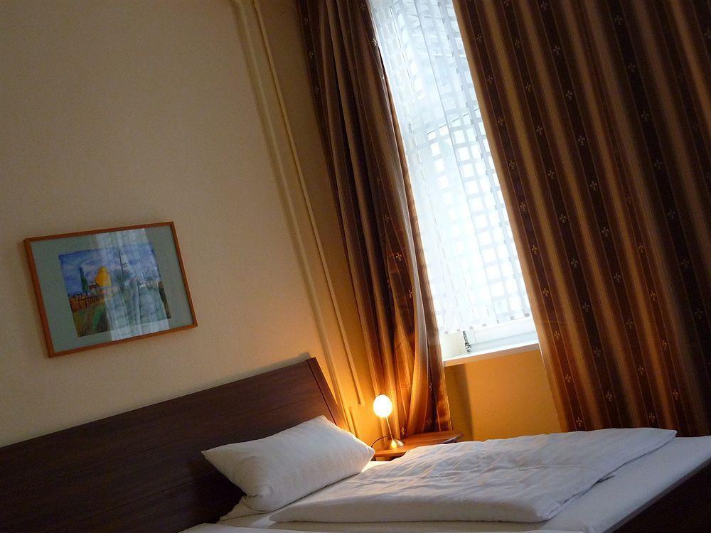 Hotel-pension Charlottenburg