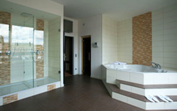 Ivbergs Messe Hotel 3*