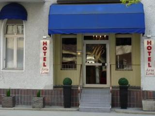 Hotel Arta Lenz 3*