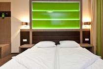 Garner - Charlottenburg, An Ihg 3* Berlim