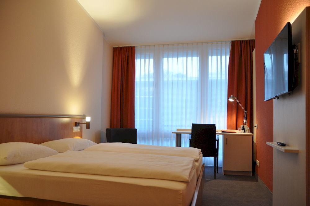 Spree Idyll Hotel 3*