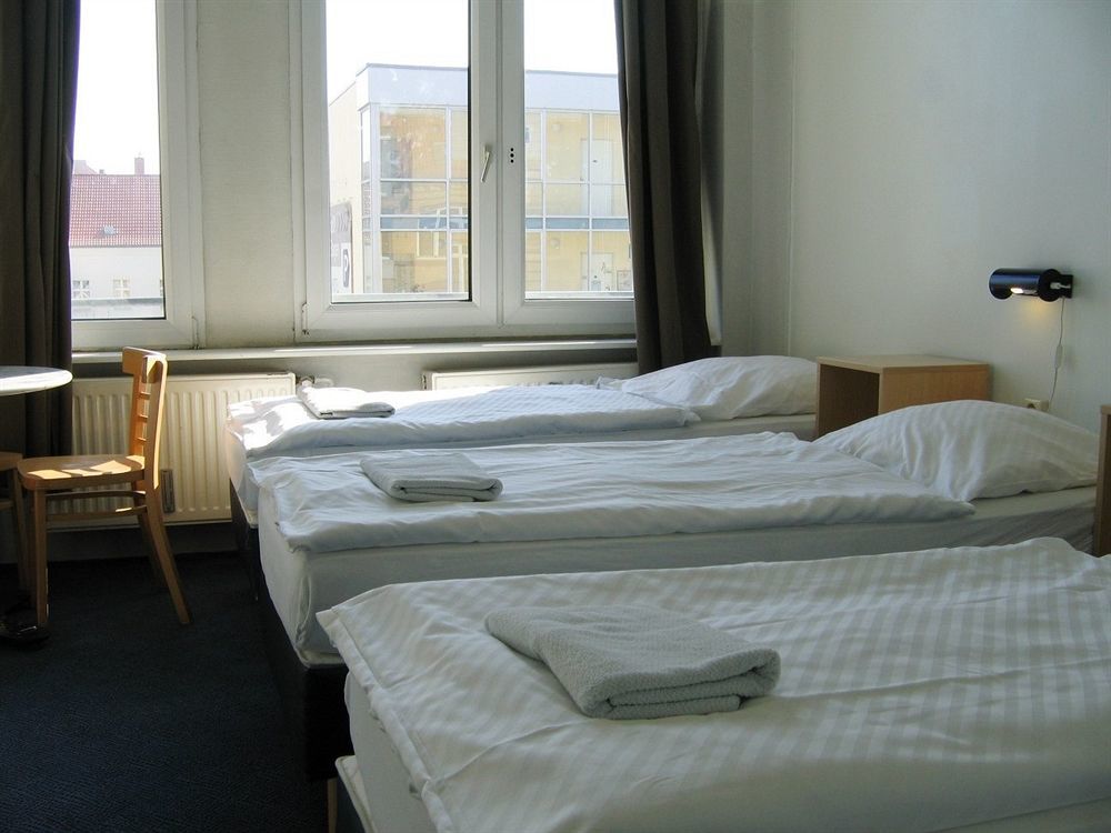 Transit Loft Hotel