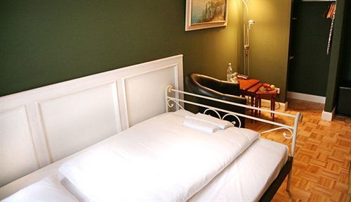 Hotel-maison Am Olivaer Platz Berlin