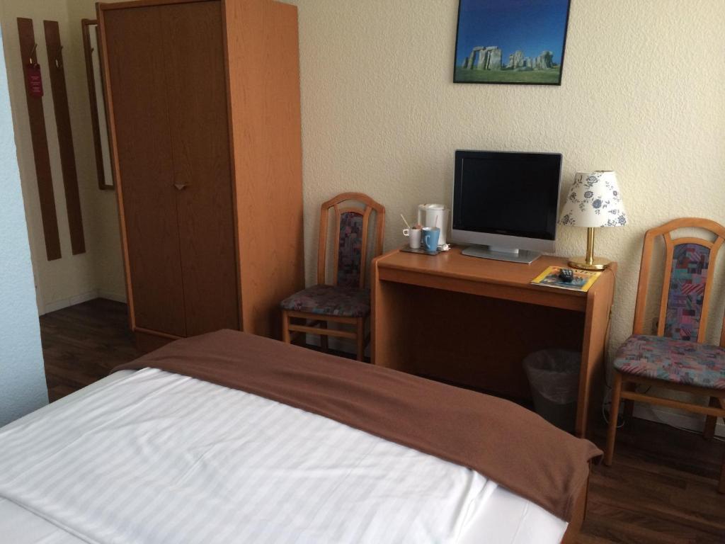 Columbia Hotel 3*