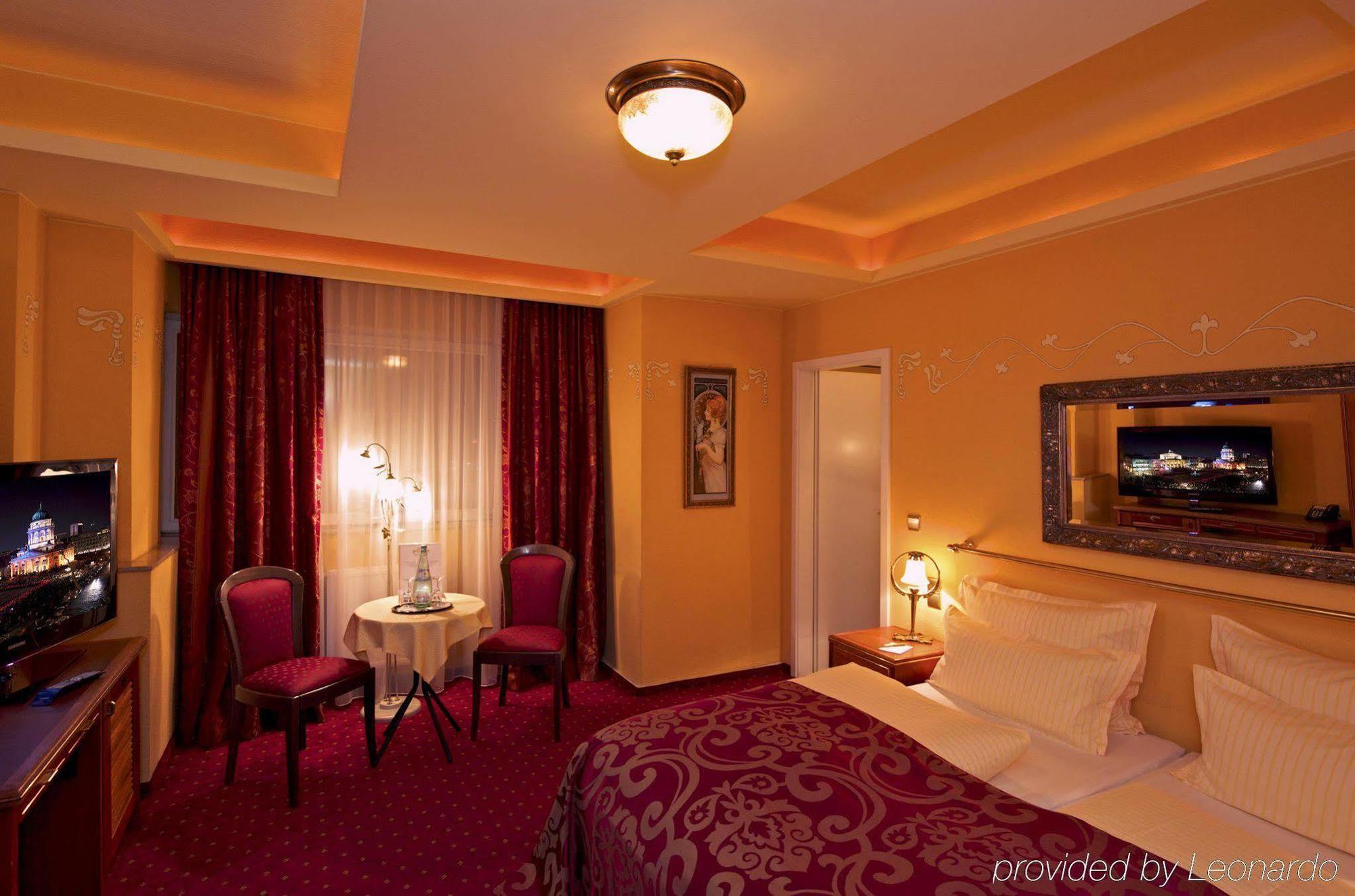 Hotel Neuer Fritz 3*