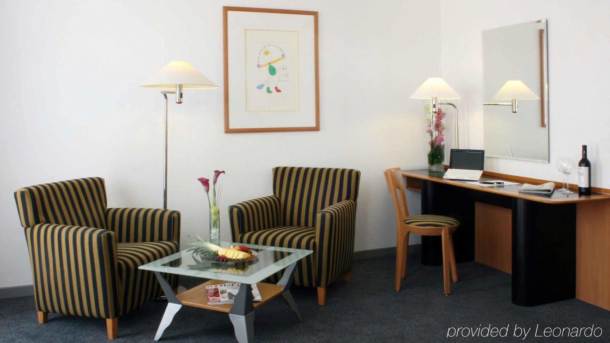 Holiday City Center East Prenzlauer Berg By Ihg