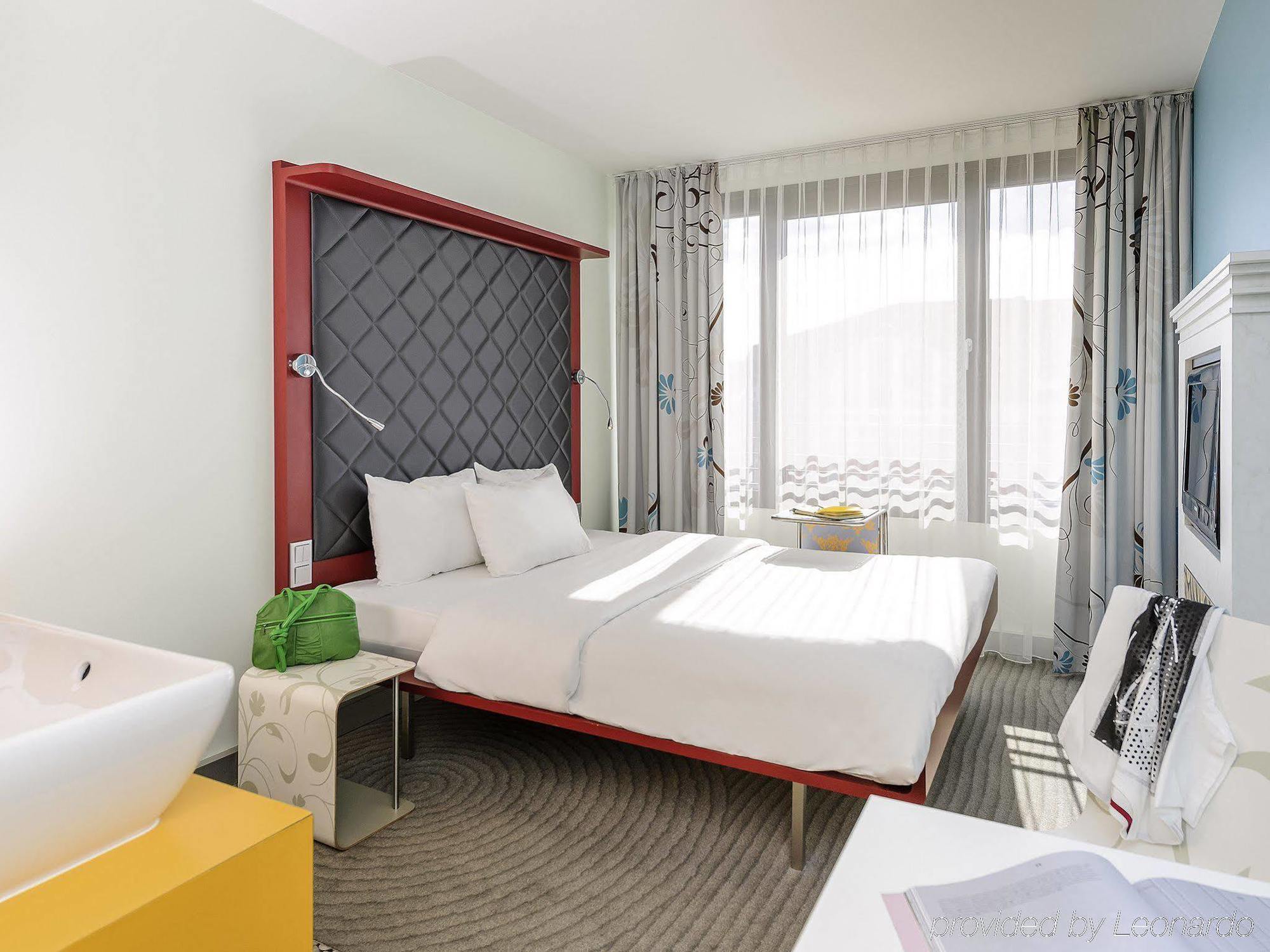 Ibis Styles Mitte Hotel 3*