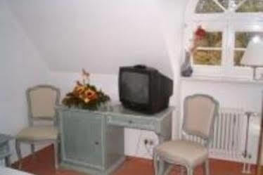 Alt-karow Guest house 3*