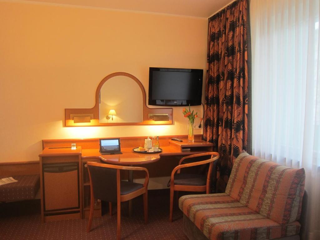 Hotel Atrium 2*